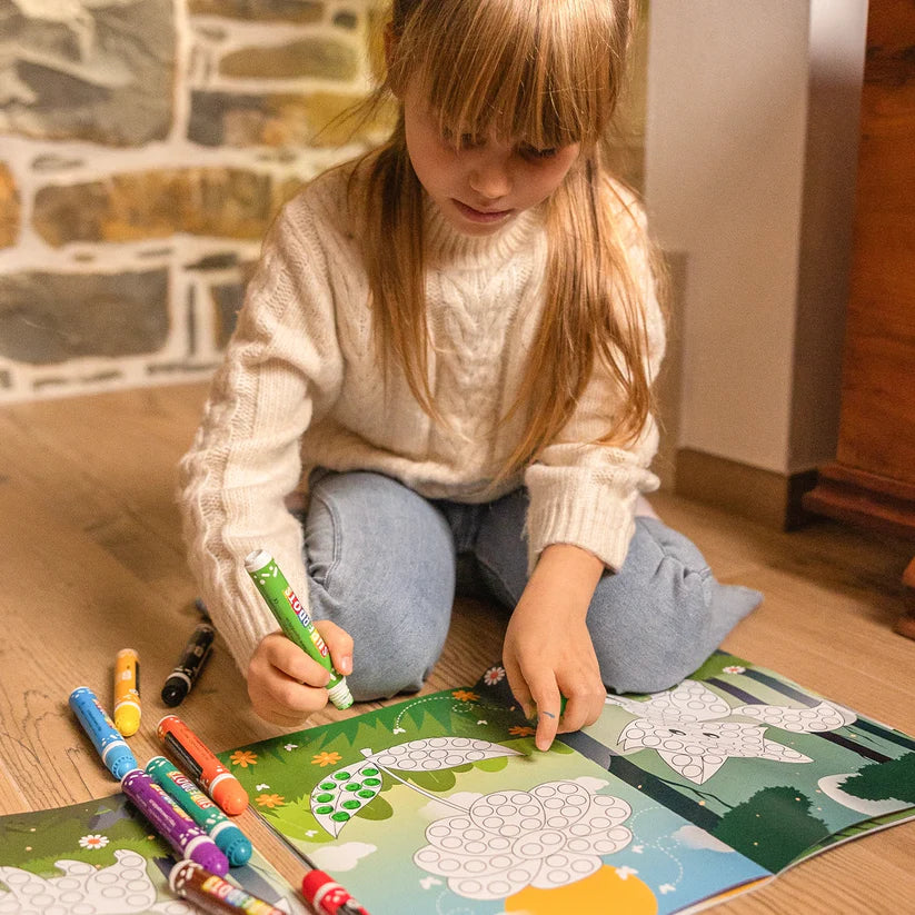 Montessori Dot-to-Dot Coloring Book