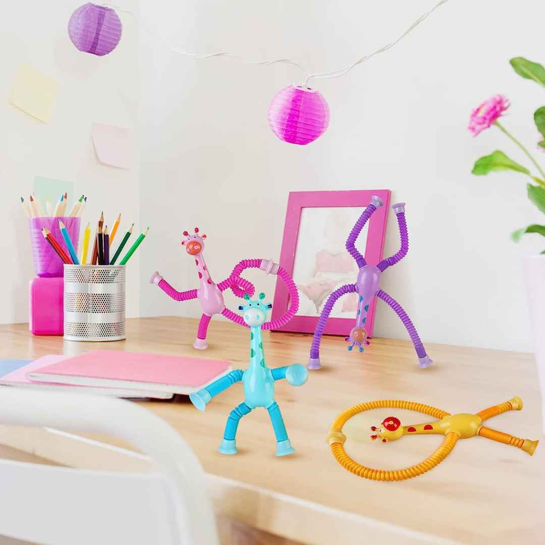 Giraffe Trio Telescopic Suction Toy (3 Pieces)